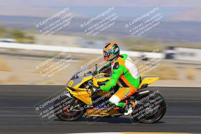 media/Dec-17-2022-SoCal Trackdays (Sat) [[224abd9271]]/Turn 12 Inside Distant (1025am)/